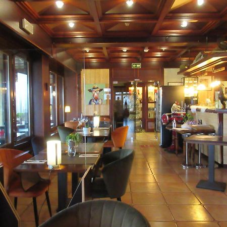 Hotel Restaurant N 4 Martelange Exteriér fotografie