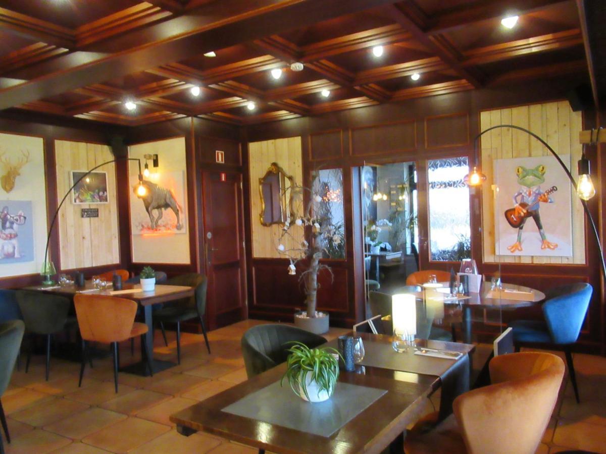 Hotel Restaurant N 4 Martelange Exteriér fotografie