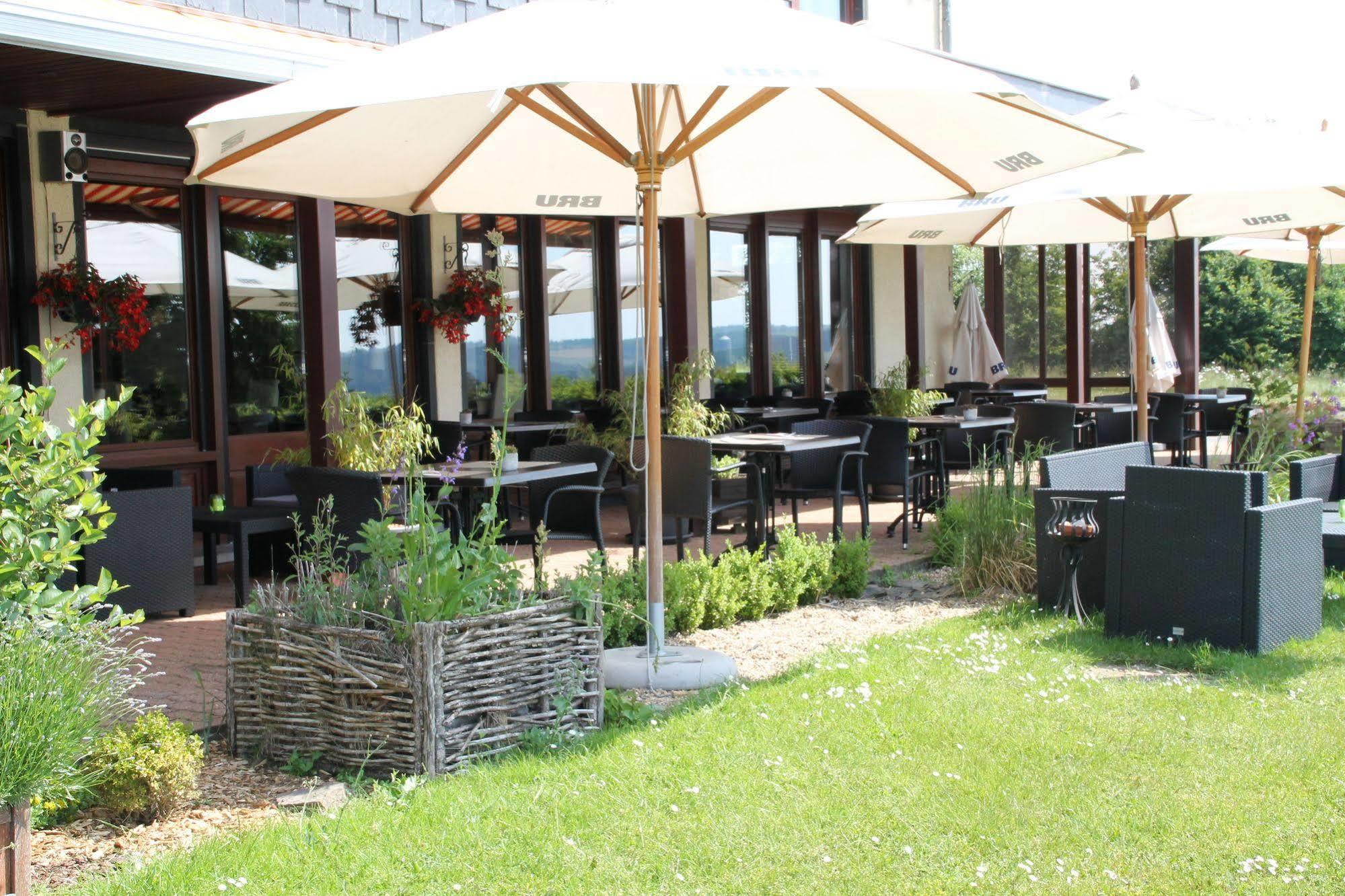 Hotel Restaurant N 4 Martelange Exteriér fotografie