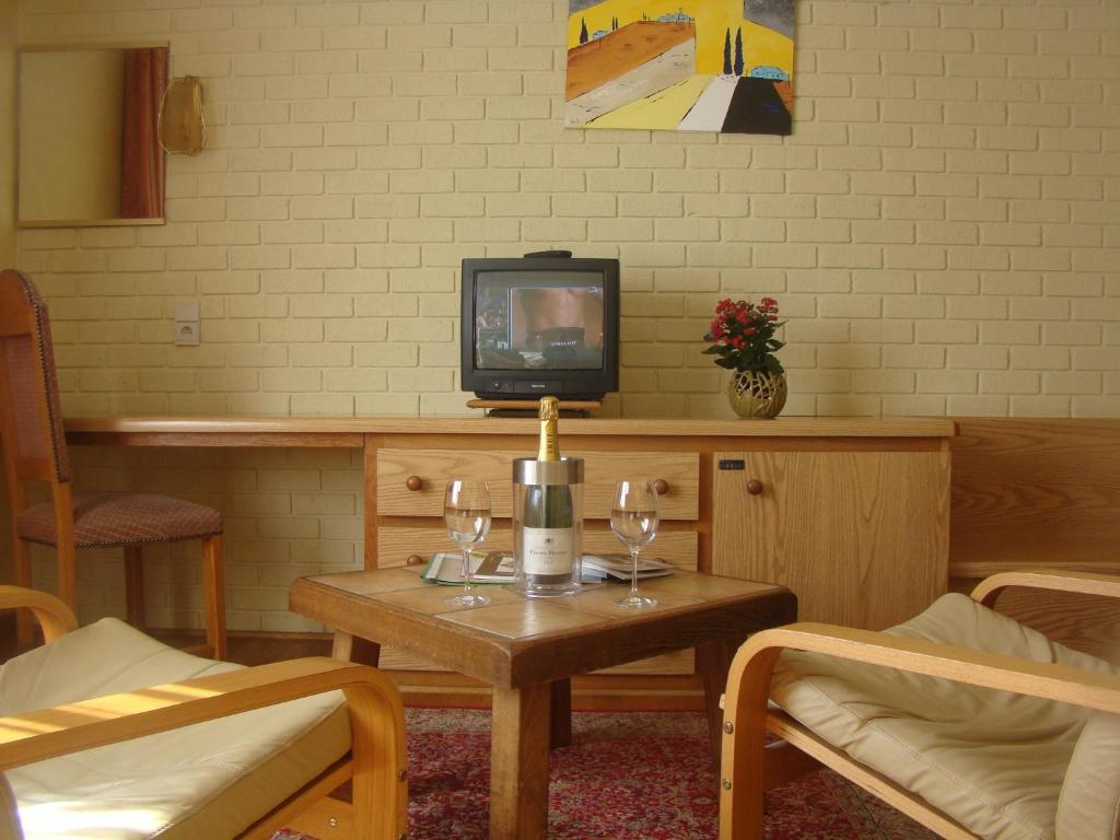Hotel Restaurant N 4 Martelange Exteriér fotografie